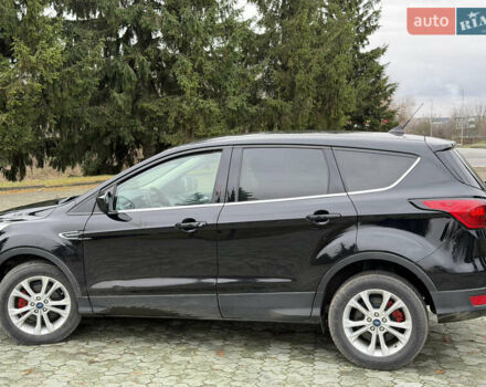 Черный Форд Эскейп, объемом двигателя 1.5 л и пробегом 214 тыс. км за 10000 $, фото 28 на Automoto.ua