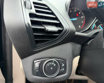 Черный Форд Эскейп, объемом двигателя 1.5 л и пробегом 214 тыс. км за 10000 $, фото 19 на Automoto.ua