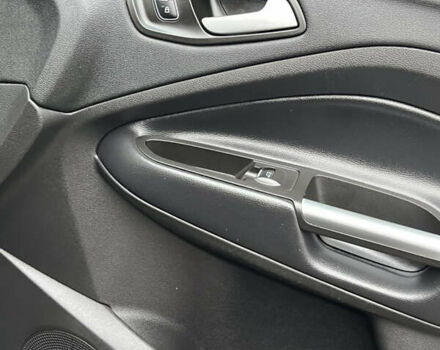 Чорний Форд Ескейп, об'ємом двигуна 2 л та пробігом 147 тис. км за 16900 $, фото 44 на Automoto.ua