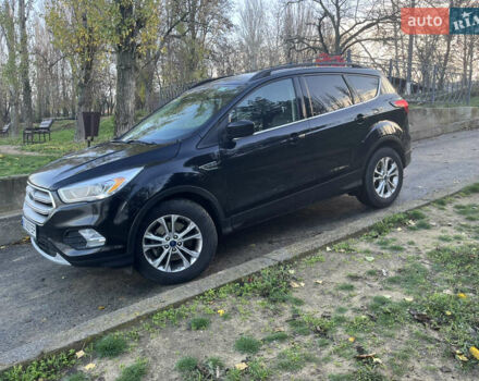 Черный Форд Эскейп, объемом двигателя 1.5 л и пробегом 163 тыс. км за 14500 $, фото 3 на Automoto.ua