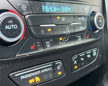 Чорний Форд Ескейп, об'ємом двигуна 2 л та пробігом 147 тис. км за 16900 $, фото 50 на Automoto.ua