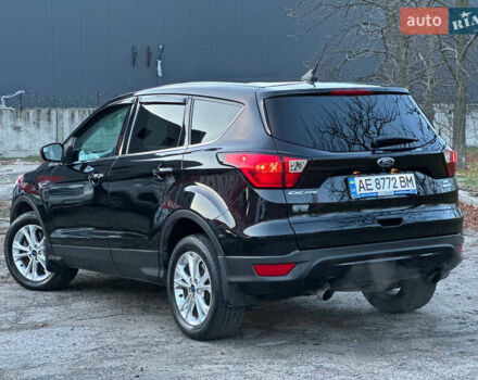 Чорний Форд Ескейп, об'ємом двигуна 1.5 л та пробігом 55 тис. км за 11700 $, фото 5 на Automoto.ua
