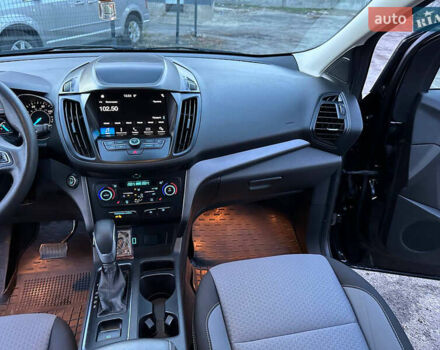 Чорний Форд Ескейп, об'ємом двигуна 1.5 л та пробігом 55 тис. км за 11700 $, фото 15 на Automoto.ua