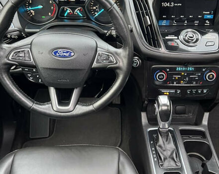 Чорний Форд Ескейп, об'ємом двигуна 2 л та пробігом 147 тис. км за 16900 $, фото 31 на Automoto.ua