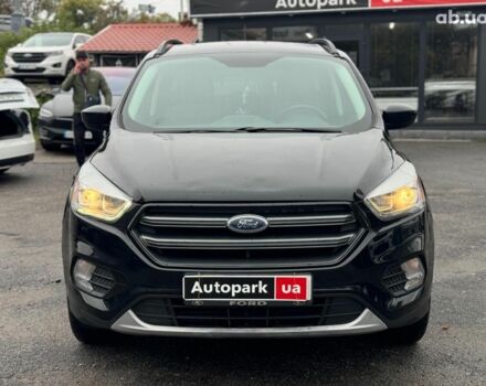 Чорний Форд Ескейп, об'ємом двигуна 1.5 л та пробігом 147 тис. км за 14390 $, фото 1 на Automoto.ua