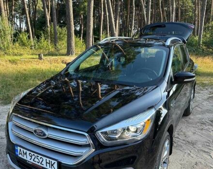 Черный Форд Эскейп, объемом двигателя 2 л и пробегом 126 тыс. км за 15000 $, фото 17 на Automoto.ua