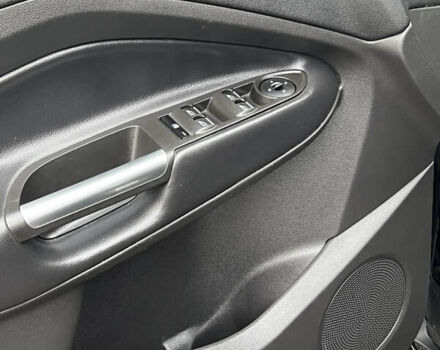 Чорний Форд Ескейп, об'ємом двигуна 2 л та пробігом 147 тис. км за 16900 $, фото 26 на Automoto.ua