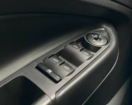 Черный Форд Эскейп, объемом двигателя 2.5 л и пробегом 61 тыс. км за 12990 $, фото 19 на Automoto.ua