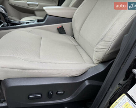 Черный Форд Эскейп, объемом двигателя 1.5 л и пробегом 214 тыс. км за 10000 $, фото 15 на Automoto.ua