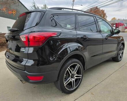 Черный Форд Эскейп, объемом двигателя 1.5 л и пробегом 47 тыс. км за 8700 $, фото 3 на Automoto.ua