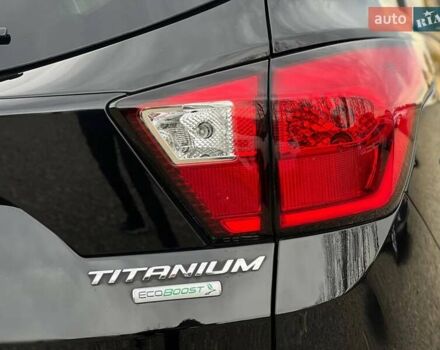 Черный Форд Эскейп, объемом двигателя 2 л и пробегом 137 тыс. км за 14999 $, фото 15 на Automoto.ua