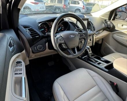 Черный Форд Эскейп, объемом двигателя 2 л и пробегом 48 тыс. км за 15700 $, фото 9 на Automoto.ua