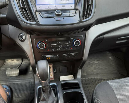 Черный Форд Эскейп, объемом двигателя 1.5 л и пробегом 51 тыс. км за 12000 $, фото 7 на Automoto.ua