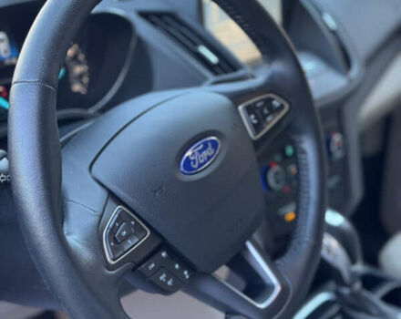 Чорний Форд Ескейп, об'ємом двигуна 1.5 л та пробігом 54 тис. км за 13799 $, фото 8 на Automoto.ua