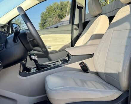 Черный Форд Эскейп, объемом двигателя 2 л и пробегом 48 тыс. км за 15700 $, фото 11 на Automoto.ua