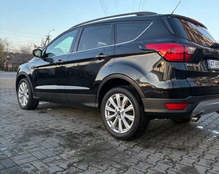 Черный Форд Эскейп, объемом двигателя 1.5 л и пробегом 112 тыс. км за 14900 $, фото 5 на Automoto.ua