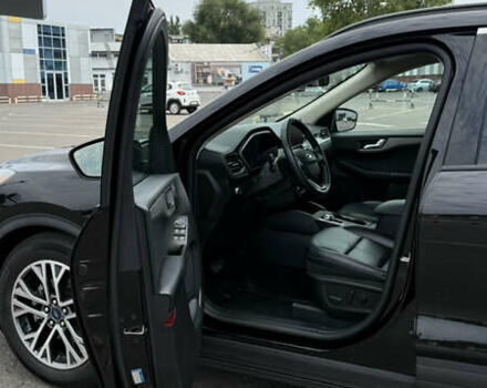 Чорний Форд Ескейп, об'ємом двигуна 1.5 л та пробігом 62 тис. км за 17800 $, фото 4 на Automoto.ua