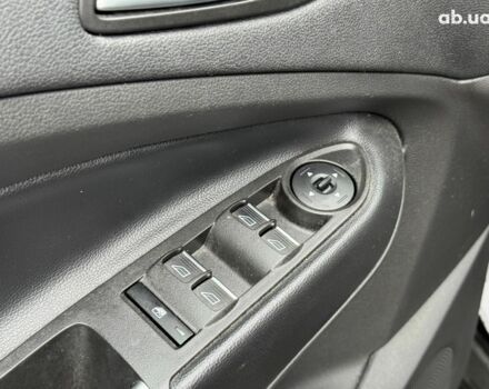 Чорний Форд Ескейп, об'ємом двигуна 1.5 л та пробігом 147 тис. км за 14390 $, фото 12 на Automoto.ua