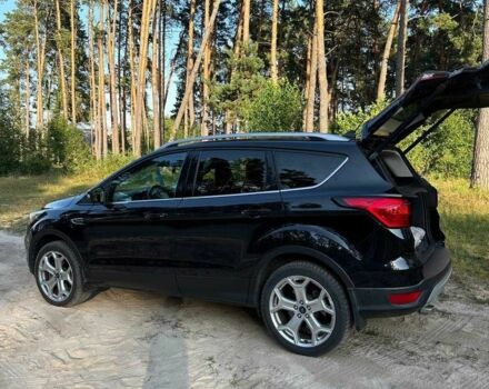 Черный Форд Эскейп, объемом двигателя 2 л и пробегом 126 тыс. км за 15000 $, фото 15 на Automoto.ua