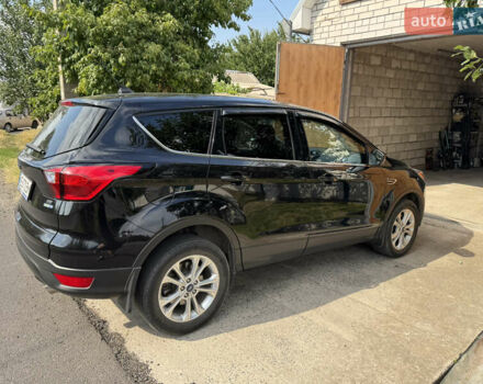 Черный Форд Эскейп, объемом двигателя 1.5 л и пробегом 51 тыс. км за 12000 $, фото 4 на Automoto.ua