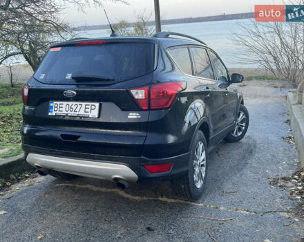 Черный Форд Эскейп, объемом двигателя 1.5 л и пробегом 163 тыс. км за 14500 $, фото 4 на Automoto.ua