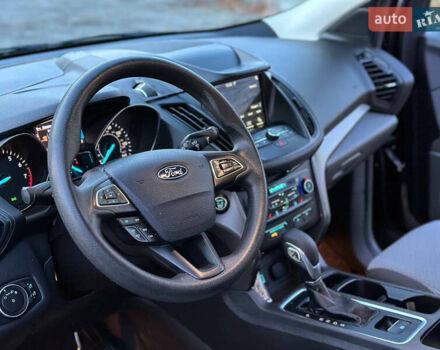 Чорний Форд Ескейп, об'ємом двигуна 1.5 л та пробігом 55 тис. км за 11700 $, фото 7 на Automoto.ua