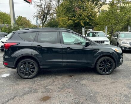 Чорний Форд Ескейп, об'ємом двигуна 1.5 л та пробігом 147 тис. км за 14390 $, фото 4 на Automoto.ua