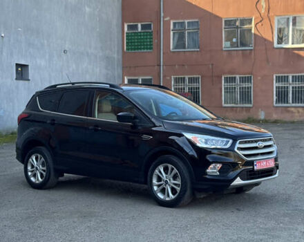 Чорний Форд Ескейп, об'ємом двигуна 1.5 л та пробігом 54 тис. км за 13799 $, фото 3 на Automoto.ua
