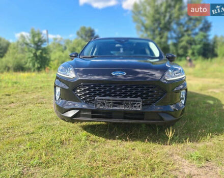 Чорний Форд Ескейп, об'ємом двигуна 1.5 л та пробігом 58 тис. км за 13800 $, фото 2 на Automoto.ua