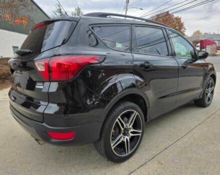 Черный Форд Эскейп, объемом двигателя 1.5 л и пробегом 38 тыс. км за 4300 $, фото 8 на Automoto.ua