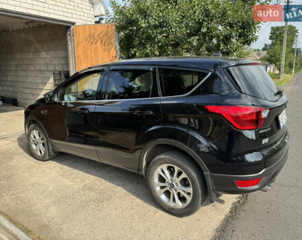 Черный Форд Эскейп, объемом двигателя 1.5 л и пробегом 51 тыс. км за 12000 $, фото 3 на Automoto.ua