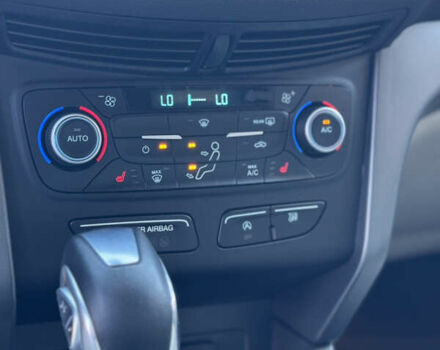 Чорний Форд Ескейп, об'ємом двигуна 1.5 л та пробігом 54 тис. км за 13799 $, фото 13 на Automoto.ua