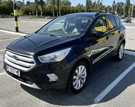 Чорний Форд Ескейп, об'ємом двигуна 1.5 л та пробігом 87 тис. км за 15000 $, фото 1 на Automoto.ua