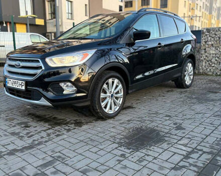 Черный Форд Эскейп, объемом двигателя 1.5 л и пробегом 112 тыс. км за 14900 $, фото 2 на Automoto.ua