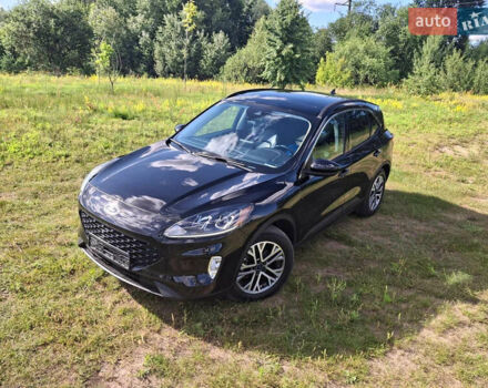 Чорний Форд Ескейп, об'ємом двигуна 1.5 л та пробігом 58 тис. км за 13800 $, фото 1 на Automoto.ua