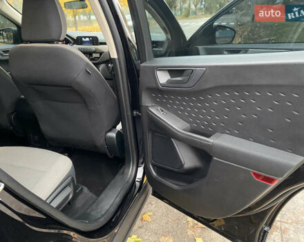 Форд Эскейп 2019 в Киеве на Automoto.ua Черный Форд Эскейп, объемом двигателя 1.5 л и пробегом 184 тыс. км за 16500 $, фото 16 на Automoto.ua