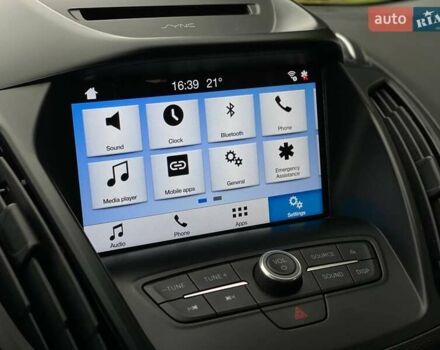 Черный Форд Эскейп, объемом двигателя 2.49 л и пробегом 61 тыс. км за 13490 $, фото 24 на Automoto.ua