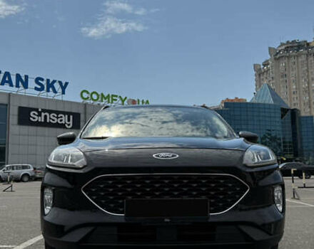 Чорний Форд Ескейп, об'ємом двигуна 1.5 л та пробігом 62 тис. км за 17800 $, фото 3 на Automoto.ua