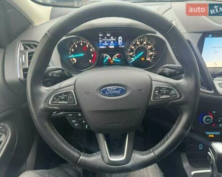 Черный Форд Эскейп, объемом двигателя 2 л и пробегом 100 тыс. км за 3000 $, фото 14 на Automoto.ua