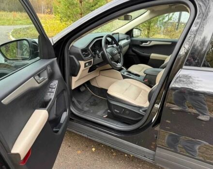 Черный Форд Эскейп, объемом двигателя 1.5 л и пробегом 90 тыс. км за 15000 $, фото 11 на Automoto.ua