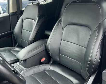 Чорний Форд Ескейп, об'ємом двигуна 2.49 л та пробігом 135 тис. км за 23500 $, фото 10 на Automoto.ua