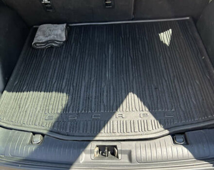 Черный Форд Эскейп, объемом двигателя 2.5 л и пробегом 136 тыс. км за 23000 $, фото 12 на Automoto.ua