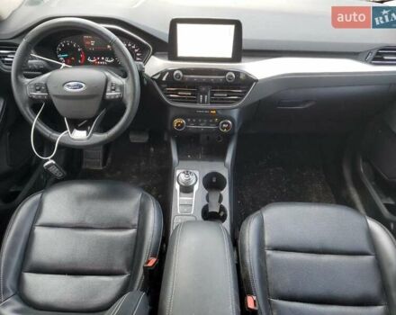Черный Форд Эскейп, объемом двигателя 1.5 л и пробегом 94 тыс. км за 3600 $, фото 7 на Automoto.ua