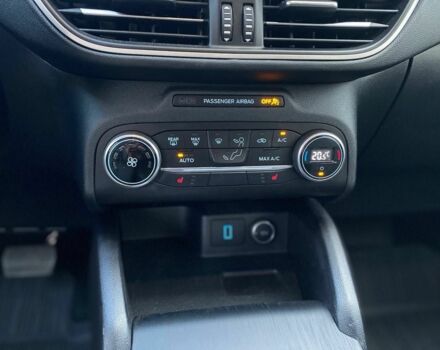 Черный Форд Эскейп, объемом двигателя 1.5 л и пробегом 121 тыс. км за 14000 $, фото 11 на Automoto.ua