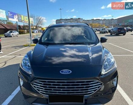 Черный Форд Эскейп, объемом двигателя 2 л и пробегом 88 тыс. км за 18700 $, фото 1 на Automoto.ua