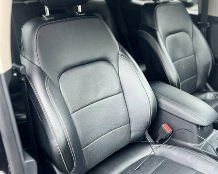 Чорний Форд Ескейп, об'ємом двигуна 2.49 л та пробігом 135 тис. км за 23500 $, фото 12 на Automoto.ua