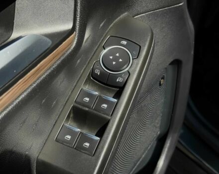 Черный Форд Эскейп, объемом двигателя 2.5 л и пробегом 26 тыс. км за 14350 $, фото 7 на Automoto.ua