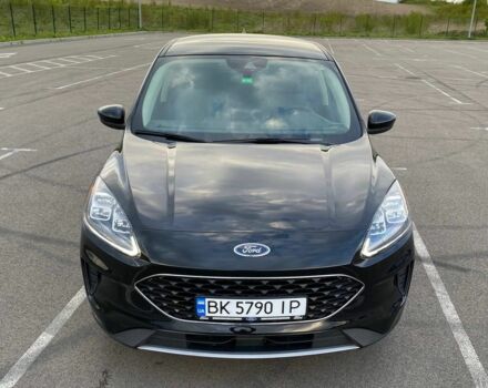 Черный Форд Эскейп, объемом двигателя 1.5 л и пробегом 121 тыс. км за 14000 $, фото 1 на Automoto.ua