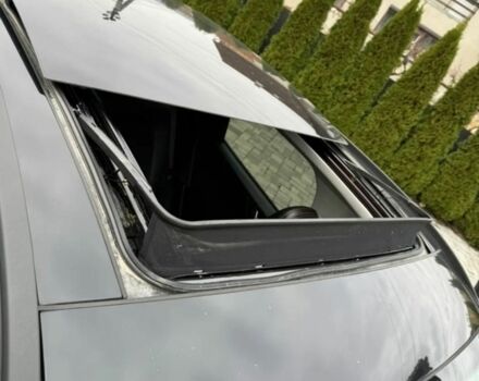 Черный Форд Эскейп, объемом двигателя 2 л и пробегом 74 тыс. км за 11000 $, фото 10 на Automoto.ua