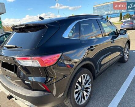 Черный Форд Эскейп, объемом двигателя 2 л и пробегом 88 тыс. км за 18700 $, фото 4 на Automoto.ua